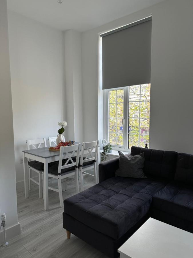 The Walworth Retreat- Cozy Flats In London Apartment Exterior photo